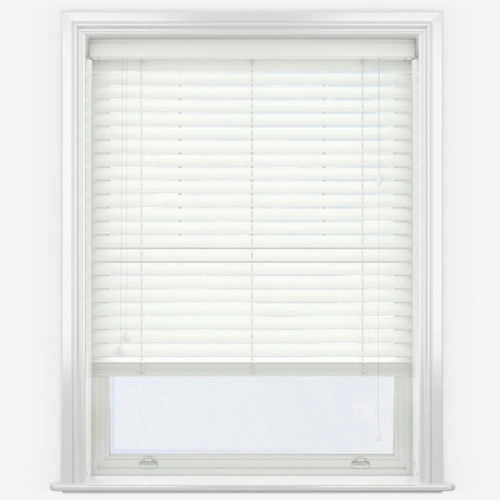 https://onlineblindz.co.uk/hub/blinds/faux-wood-blind/wood-impressions-soft-white-faux-wood-blind-7.webp