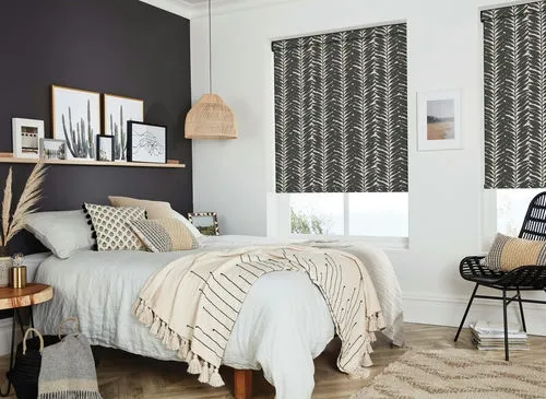 https://onlineblindz.co.uk/hub/blinds/roller-blind/acacia-ebony-blackout-roller-blind-2.webp