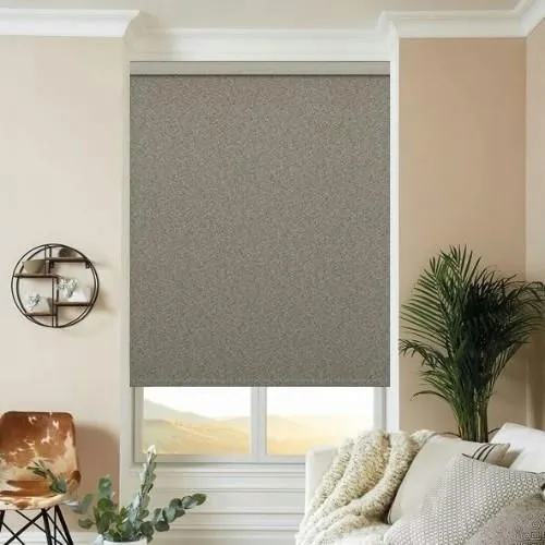 https://onlineblindz.co.uk/hub/blinds/roller-blind/agar-praline-roller-blind-1.webp