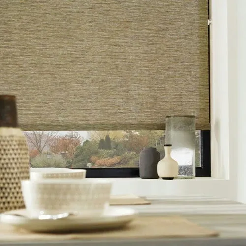 https://onlineblindz.co.uk/hub/blinds/roller-blind/ashby-beach-cove-roller-blind-3.webp