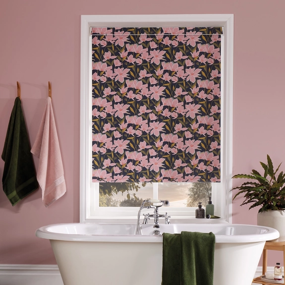 https://onlineblindz.co.uk/hub/blinds/roller-blind/azalea-pink-blackout-bath-roller-blind-4.webp