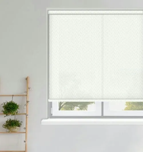 https://onlineblindz.co.uk/hub/blinds/roller-blind/bethnal-white-roller-blind-1.webp