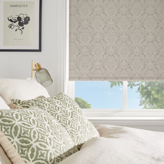 https://onlineblindz.co.uk/hub/blinds/roller-blind/damask-stone-blackout-roller-blind-5.webp
