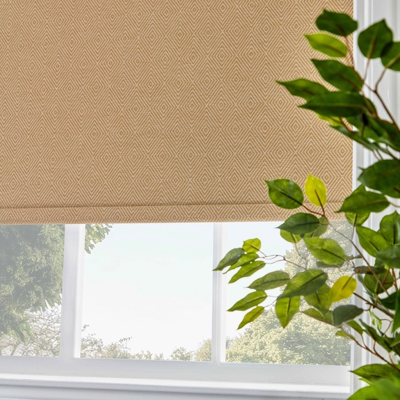 https://onlineblindz.co.uk/hub/blinds/roller-blind/dunham-ochre-blackout-roller-blind-3.webp