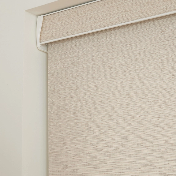 https://onlineblindz.co.uk/hub/blinds/roller-blind/haven-blackout-oatmeal-roller-blind-3.webp