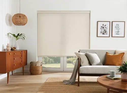 https://onlineblindz.co.uk/hub/blinds/roller-blind/haven-oatmeal-roller-blind-3.webp