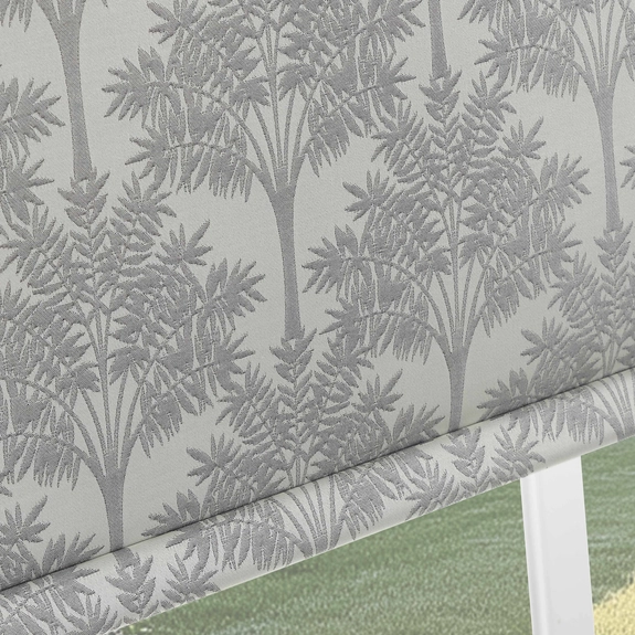 https://onlineblindz.co.uk/hub/blinds/roller-blind/kaitlyn-blackout-slate-roller-blind-4.webp