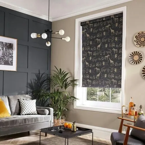https://onlineblindz.co.uk/hub/blinds/roller-blind/kaiya-safari-gold-roller-blind-3.webp