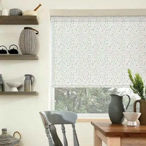 https://onlineblindz.co.uk/hub/blinds/roller-blind/kerria-mineral-roller-blind-3.webp