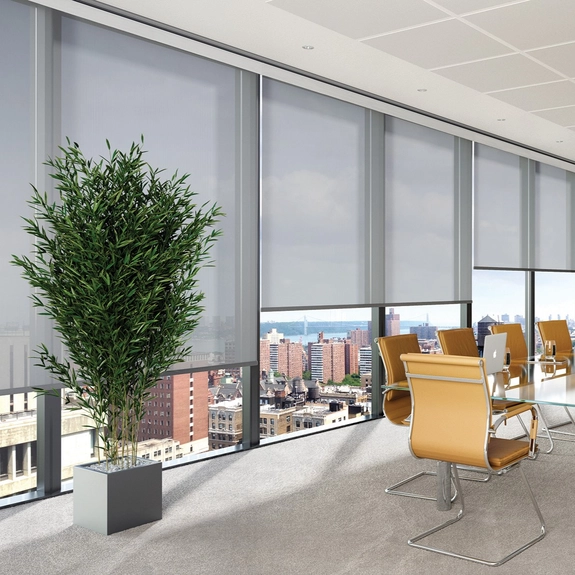 https://onlineblindz.co.uk/hub/blinds/roller-blind/kimber-shale-grey-roller-blind-2.webp