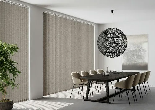 https://onlineblindz.co.uk/hub/blinds/roller-blind/leonie-steel-roller-blind-2.webp