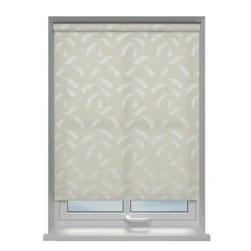 https://onlineblindz.co.uk/hub/blinds/roller-blind/luxe-sand-roller-blind-4.webp