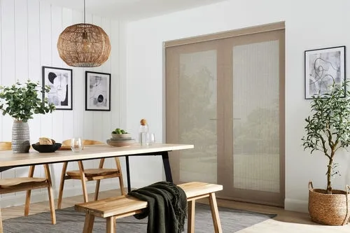 https://onlineblindz.co.uk/hub/blinds/roller-blind/montego-hessian-roller-blind-2.webp