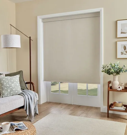 https://onlineblindz.co.uk/hub/blinds/roller-blind/oxford-blackout-sandstone-roller-blind-2.webp