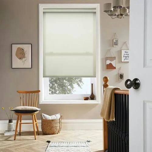 Lunafern Hunter Green Roller Blind | Online Blindz