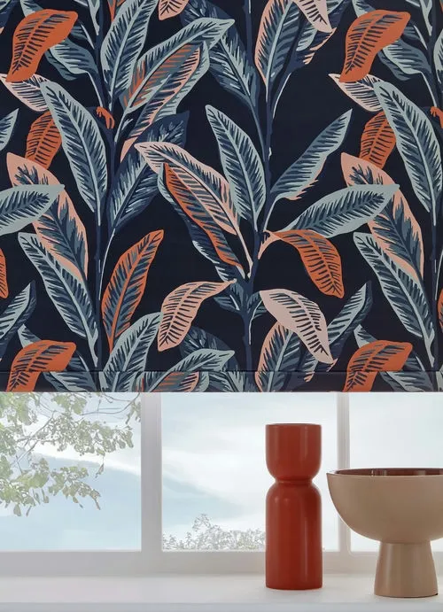 https://onlineblindz.co.uk/hub/blinds/roller-blind/tropical-blackout-palm-lagoon-roller-blind-2.webp