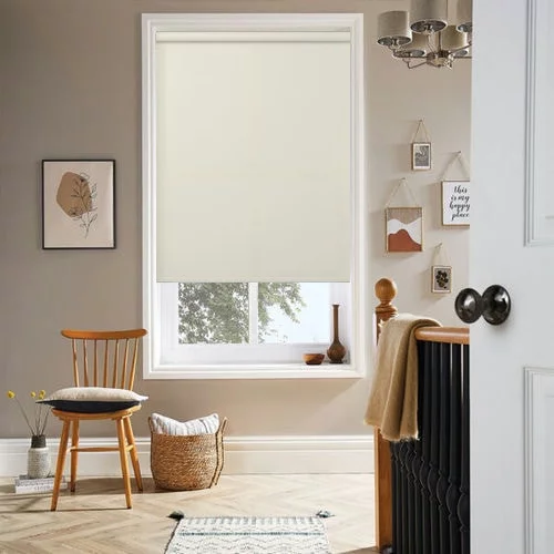 Wiltshire Oyste Roller Blind | Online Blindz