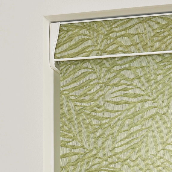 https://onlineblindz.co.uk/hub/blinds/roller-blind/zen-kiwi-roller-blind-5.webp