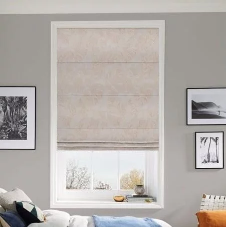 https://onlineblindz.co.uk/hub/blinds/roman-blind/alba-rose-roman-blind-1.webp