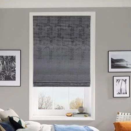 https://onlineblindz.co.uk/hub/blinds/roman-blind/alessandra-smoke-roman-blind-1.webp