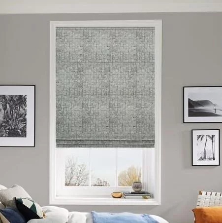 https://onlineblindz.co.uk/hub/blinds/roman-blind/assorted-silver-roman-blind-1.webp