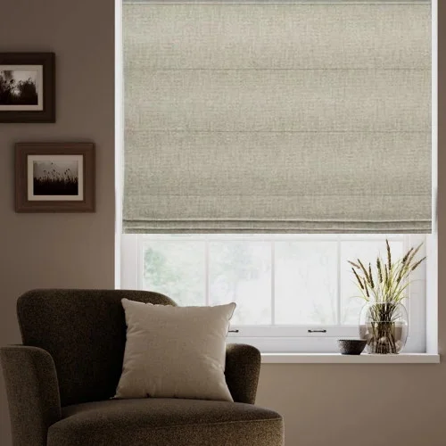 https://onlineblindz.co.uk/hub/blinds/roman-blind/aubrey-blush-roman-blind-1.webp