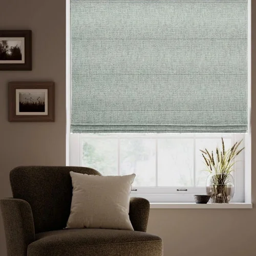 https://onlineblindz.co.uk/hub/blinds/roman-blind/aubrey-mineral-roman-blind-1.webp