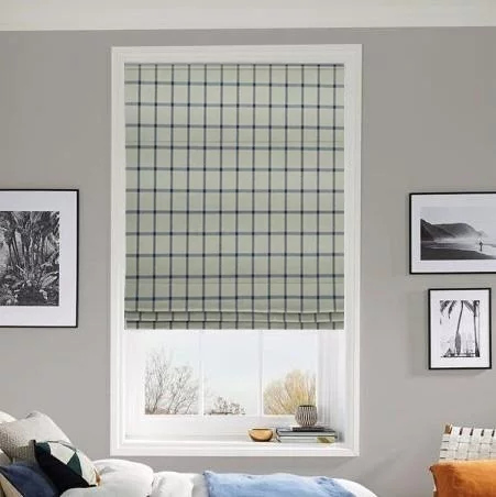 https://onlineblindz.co.uk/hub/blinds/roman-blind/audrey-denim-roman-blind-1.webp