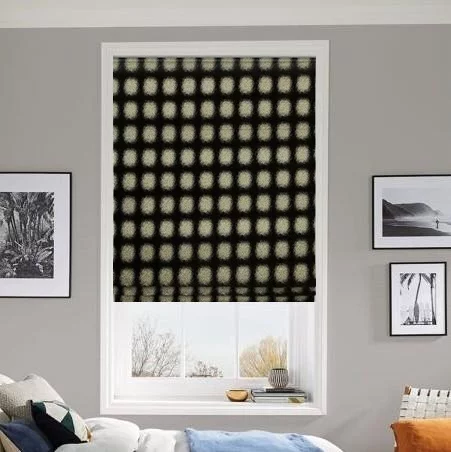 https://onlineblindz.co.uk/hub/blinds/roman-blind/bella-onyx-roman-blind-1.webp