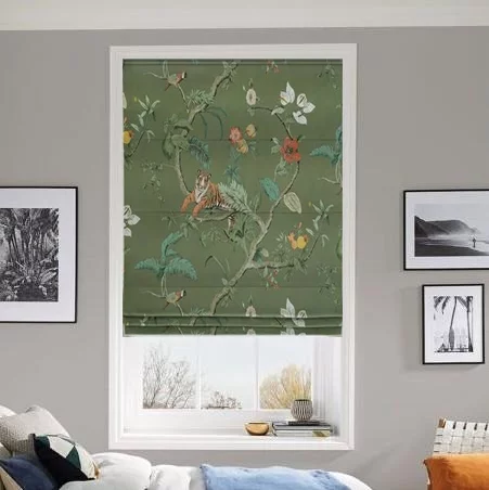 https://onlineblindz.co.uk/hub/blinds/roman-blind/bettina-olive-roman-blind-1.webp