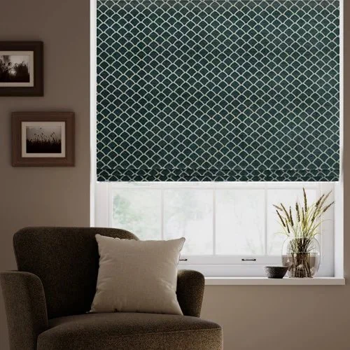 https://onlineblindz.co.uk/hub/blinds/roman-blind/blendon-pacific-roman-blind-1.webp
