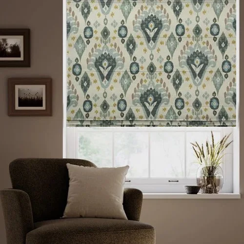 https://onlineblindz.co.uk/hub/blinds/roman-blind/bluebell-glacier-roman-blind-1.webp