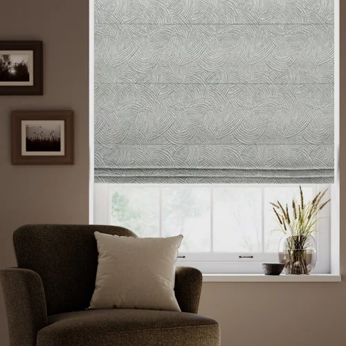 https://onlineblindz.co.uk/hub/blinds/roman-blind/brielle-perle-roman-blind-1.webp