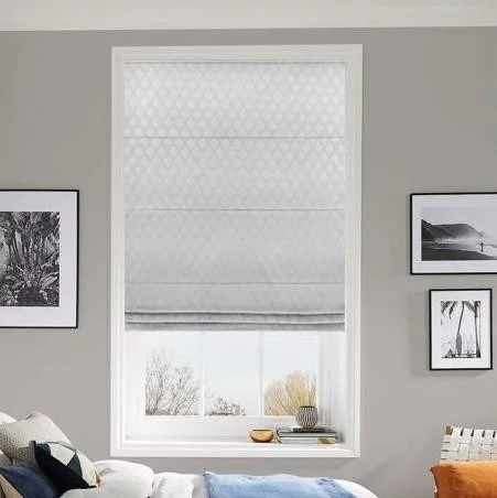 https://onlineblindz.co.uk/hub/blinds/roman-blind/bunch-oyster-roman-blind-1.webp