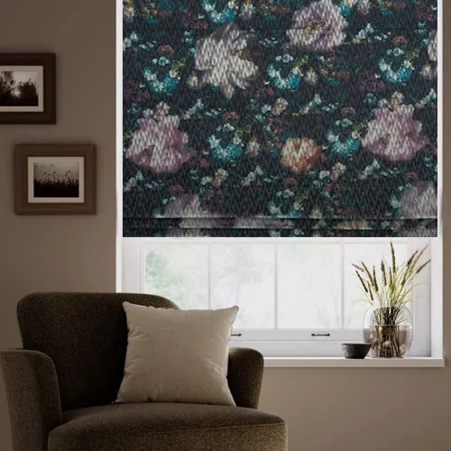 https://onlineblindz.co.uk/hub/blinds/roman-blind/calendula-midnight-roman-blind-1.webp