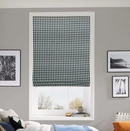 https://onlineblindz.co.uk/hub/blinds/roman-blind/chloe-navy-roman-blind-1.webp