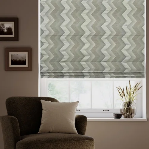 https://onlineblindz.co.uk/hub/blinds/roman-blind/choice-fawn-roman-blind-1.webp