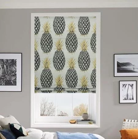 https://onlineblindz.co.uk/hub/blinds/roman-blind/clementine-or-roman-blind-1.webp