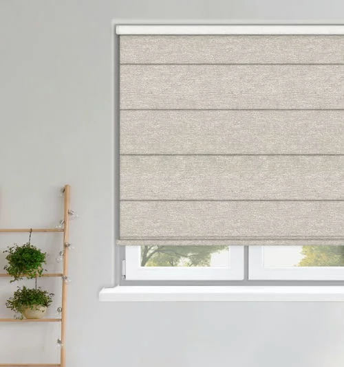 https://onlineblindz.co.uk/hub/blinds/roman-blind/clover-chateaux-grey-roman-blind-1.webp