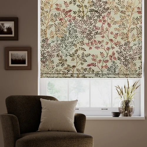 https://onlineblindz.co.uk/hub/blinds/roman-blind/cybele-russet-roman-blind-1.webp