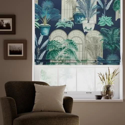 https://onlineblindz.co.uk/hub/blinds/roman-blind/deborah-moonlight-roman-blind-1.webp