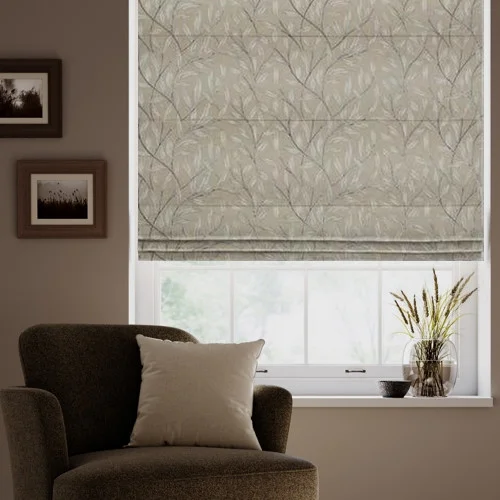 https://onlineblindz.co.uk/hub/blinds/roman-blind/eileen-stone-roman-blind-1.webp