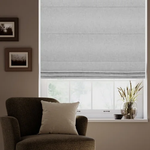 https://onlineblindz.co.uk/hub/blinds/roman-blind/eleni-souris-roman-blind-1.webp