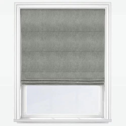 https://onlineblindz.co.uk/hub/blinds/roman-blind/evelina-dove-grey-roman-blind-2.webp