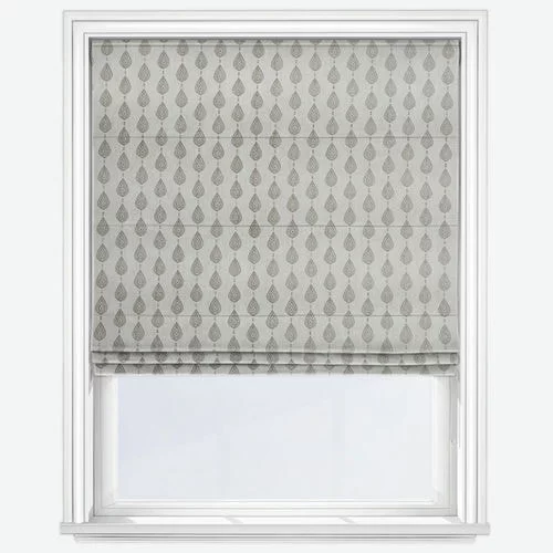 https://onlineblindz.co.uk/hub/blinds/roman-blind/finsbury-caribou-roman-blind-2.webp