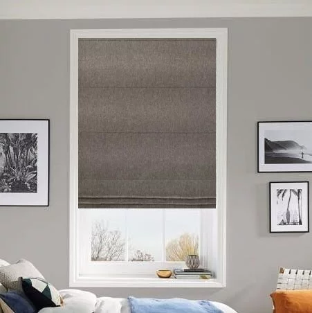 https://onlineblindz.co.uk/hub/blinds/roman-blind/float-taupe-roman-blind-1.webp