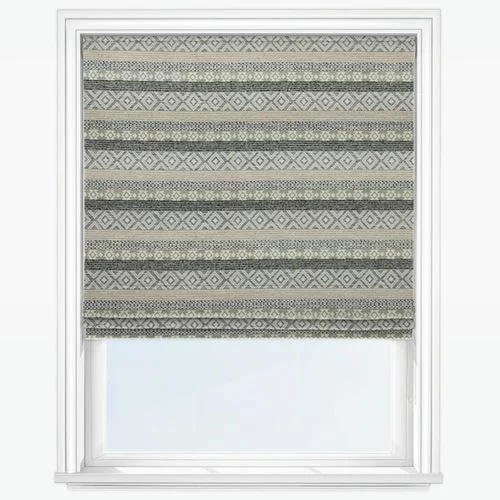 https://onlineblindz.co.uk/hub/blinds/roman-blind/foliage-saphire-roman-blind-2.webp