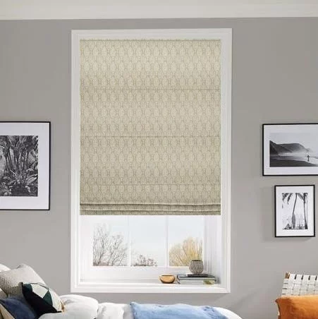 https://onlineblindz.co.uk/hub/blinds/roman-blind/gabriela-maize-roman-blind-1.webp