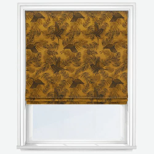 https://onlineblindz.co.uk/hub/blinds/roman-blind/gem-gilt-roman-blind-2.webp