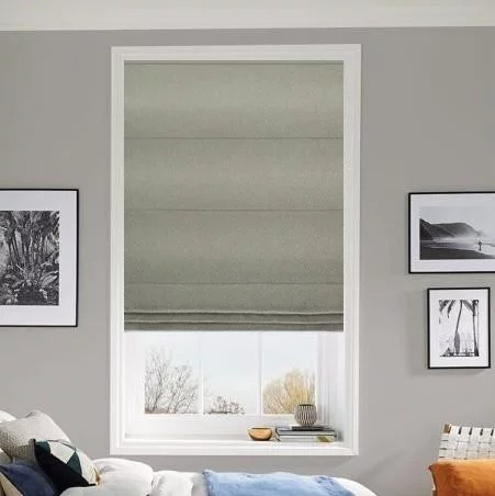 https://onlineblindz.co.uk/hub/blinds/roman-blind/isla-pebble-roman-blind-1.webp